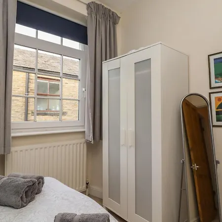 Hallam's Yard Holiday home
